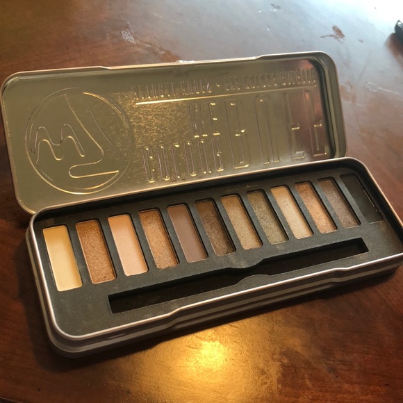 W7 Colour Me BUFF - Picture 2 of 3